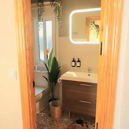 公寓 La Casita Andaluz 10min Walk 马尔韦利亚