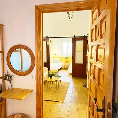 La Casita Andaluz 10min Walk * Marbella